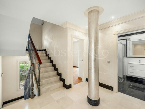 For Sale | Beachside Villa with Renovation Project
