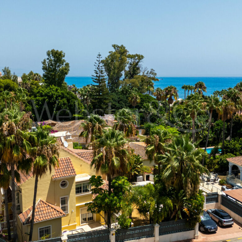 For Sale | Beachside Villa with Renovation Project