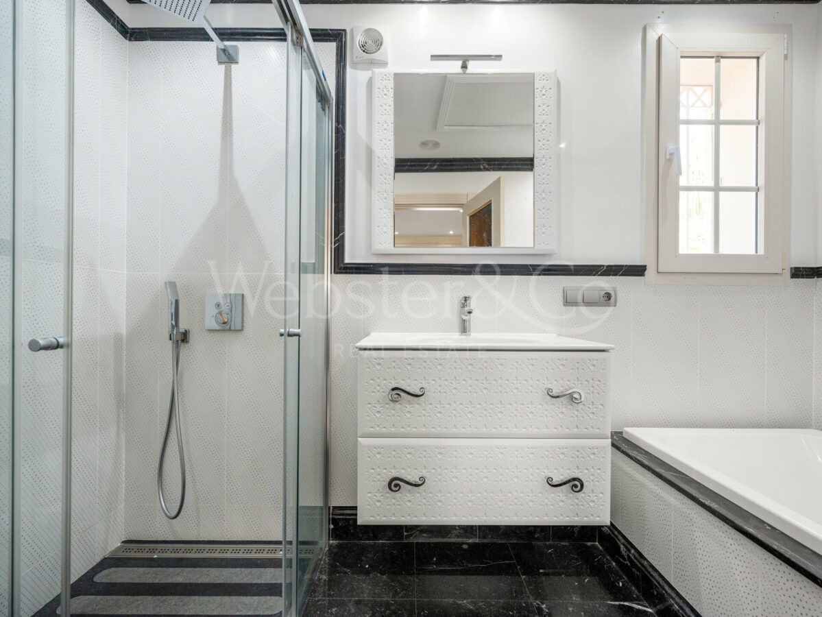 For Sale | Beachside Villa with Renovation Project