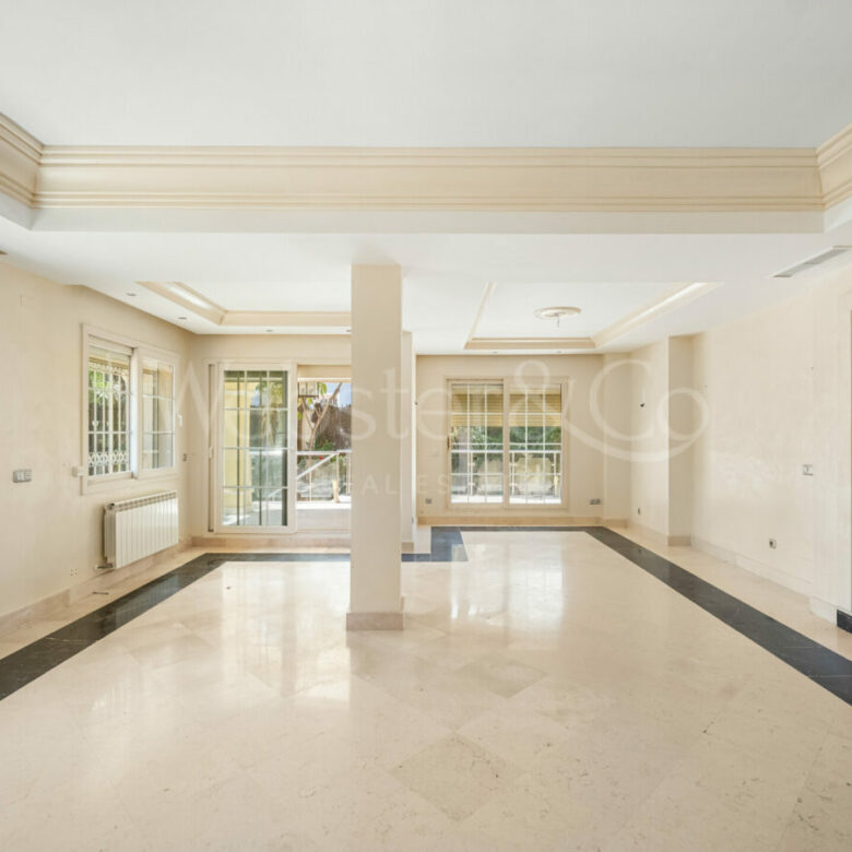 For Sale | Beachside Villa with Renovation Project