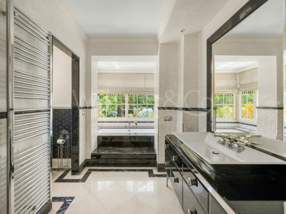 For Sale | Beachside Villa with Renovation Project