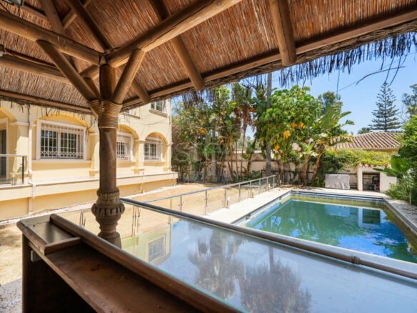 For Sale | Beachside Villa with Renovation Project