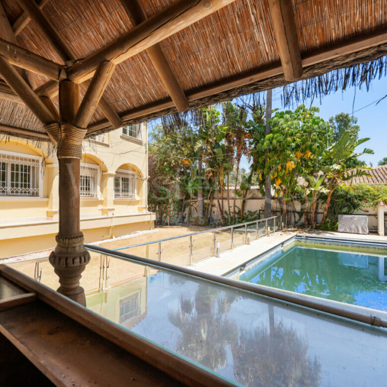 For Sale | Beachside Villa with Renovation Project