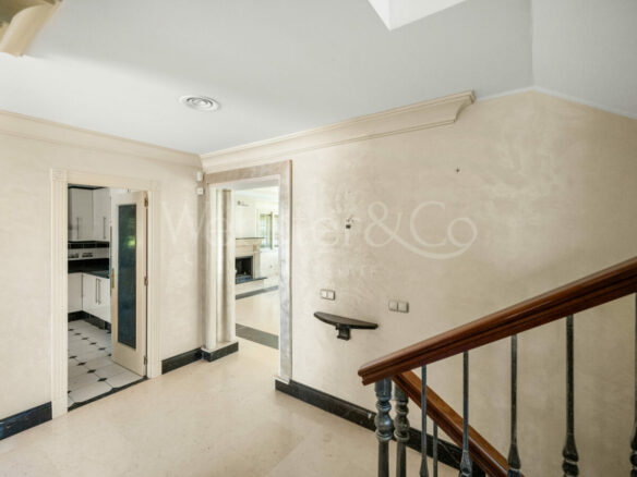 For Sale | Beachside Villa with Renovation Project