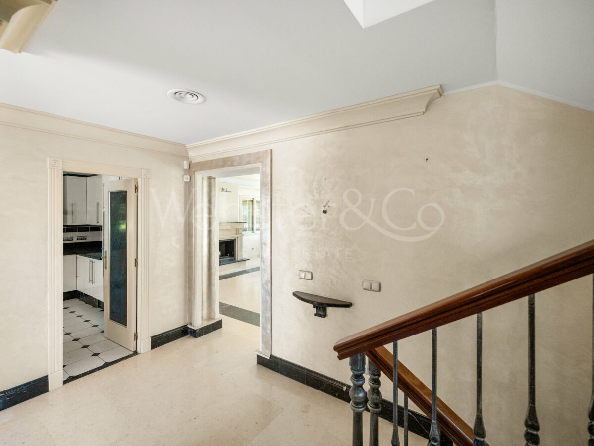 For Sale | Beachside Villa with Renovation Project