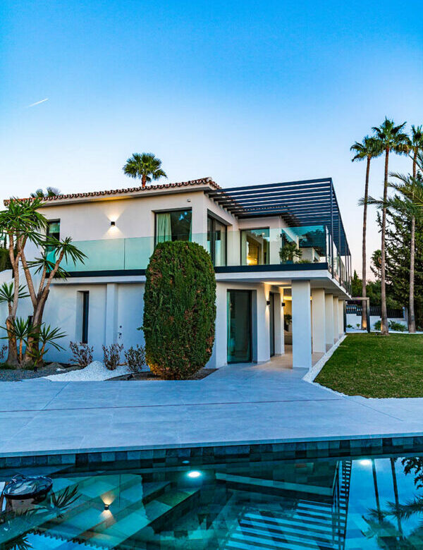 LUXURY VILLA FOR SALE | GOLDEN MILE  🇪🇸  Sea views – Turnkey
