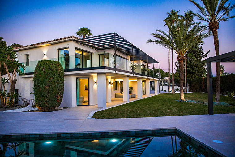 LUXURY VILLA FOR SALE | GOLDEN MILE  🇪🇸  Sea views – Turnkey