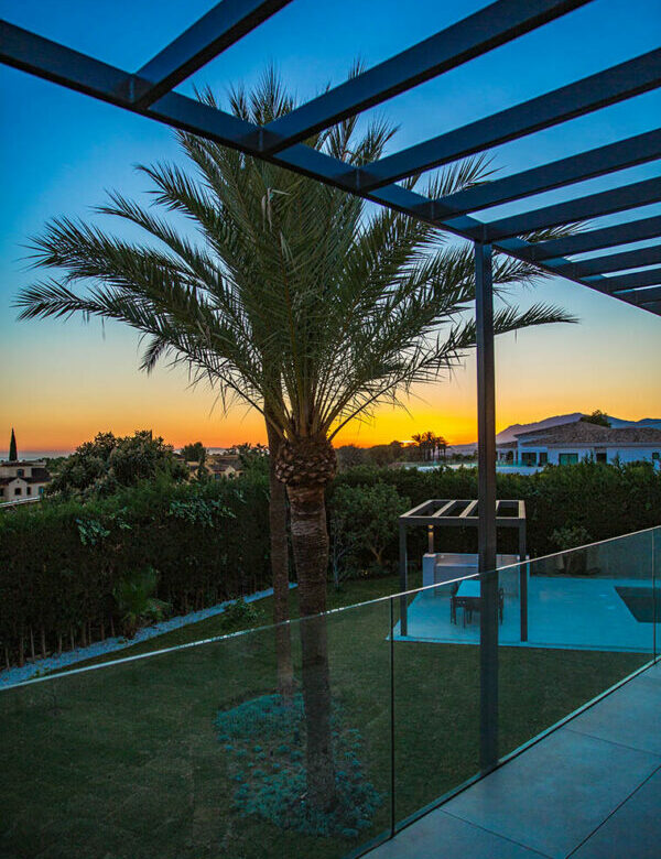 LUXURY VILLA FOR SALE | GOLDEN MILE  🇪🇸  Sea views – Turnkey