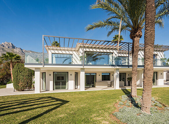 LUXURY VILLA FOR SALE | GOLDEN MILE  🇪🇸  Sea views – Turnkey