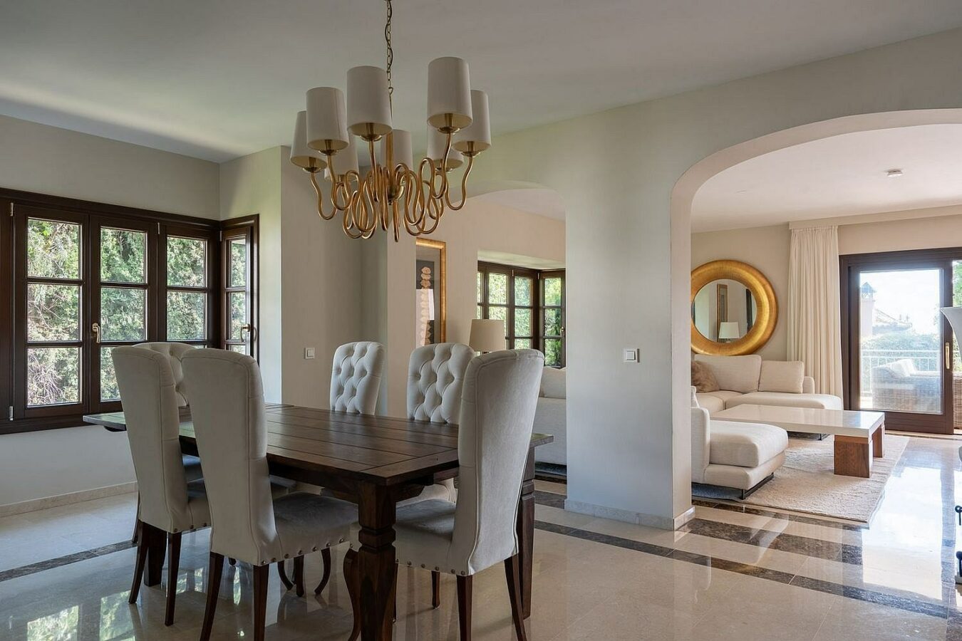 Andalusian villa with sea views and pool in El Rosario, Marbella East
