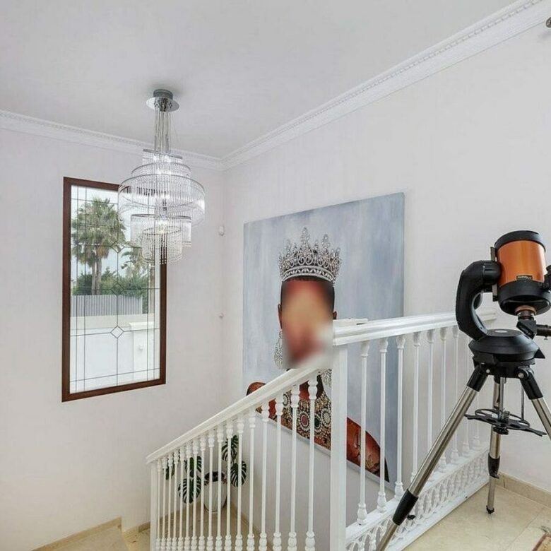 Andalusian villa with panoramic sea views and pool in La Alqueria, Benahavis