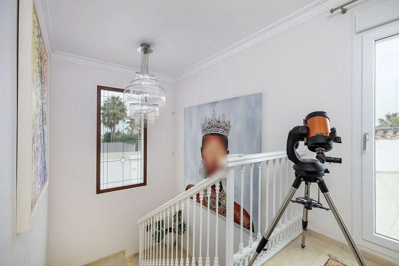 Andalusian villa with panoramic sea views and pool in La Alqueria, Benahavis