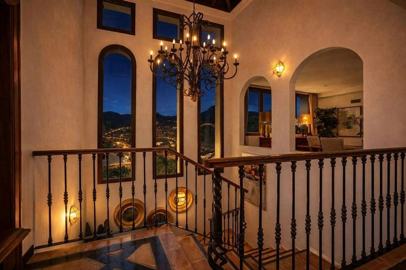 Renovated Andalusian villa with sea views on a large plot in Monte Mayor, Benahavis