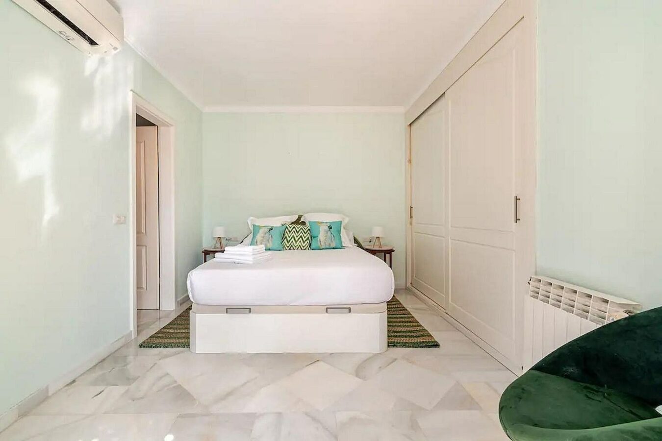 Andalusian villa with private pool and garden Nagueles Marbella