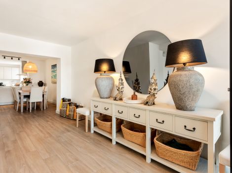 FOR SALE 🏡 Renovated Three-Bedroom One-Level Villa with Sea Views – Balcones de Sierra Blanca, Marbella Golden Mile 🇪🇸