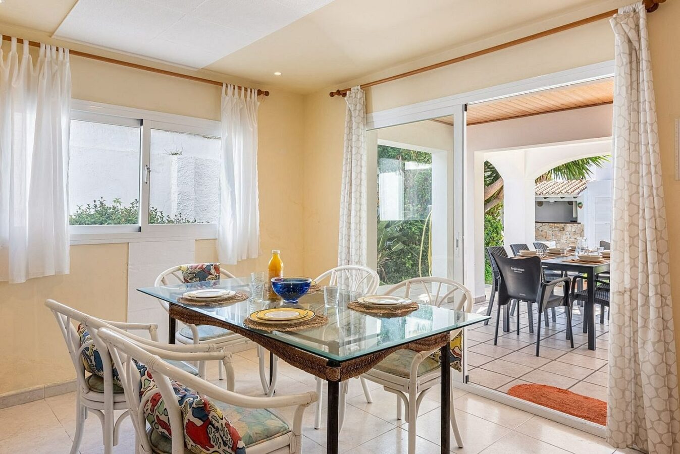 Beachside villa 100 m from the sea with roof terrace and pool Linda Vista Baja San Pedro