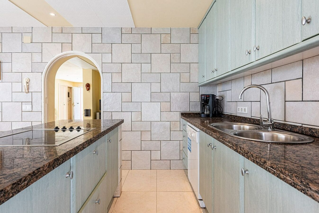 Beachside villa 100 m from the sea with roof terrace and pool Linda Vista Baja San Pedro
