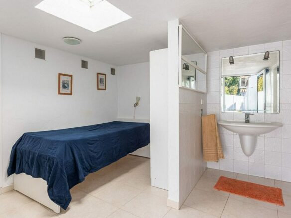 Beachside villa 100 m from the sea with roof terrace and pool Linda Vista Baja San Pedro