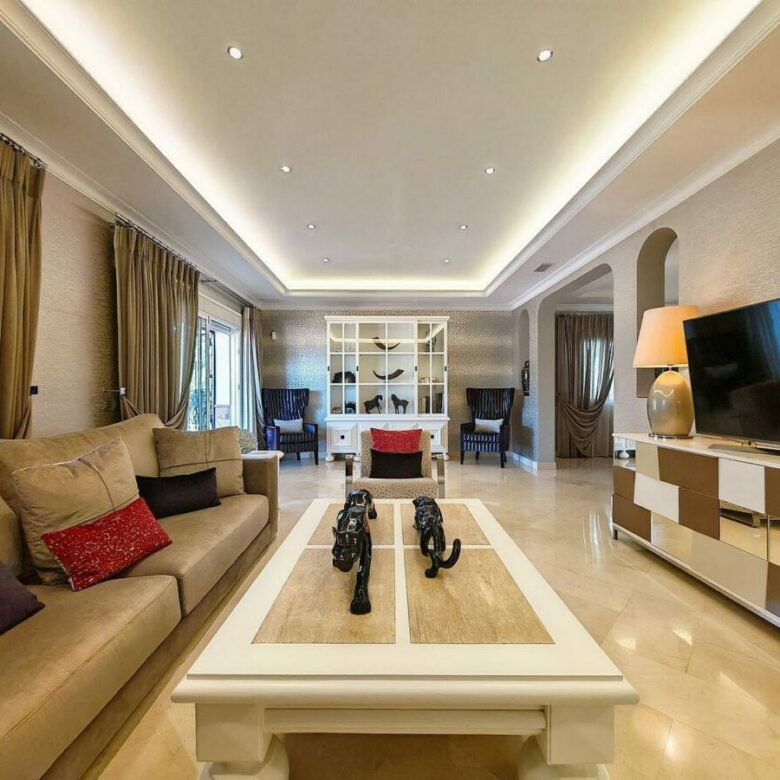 Spacious south-west facing villa with pool steps from the beach in Elviria, Marbella