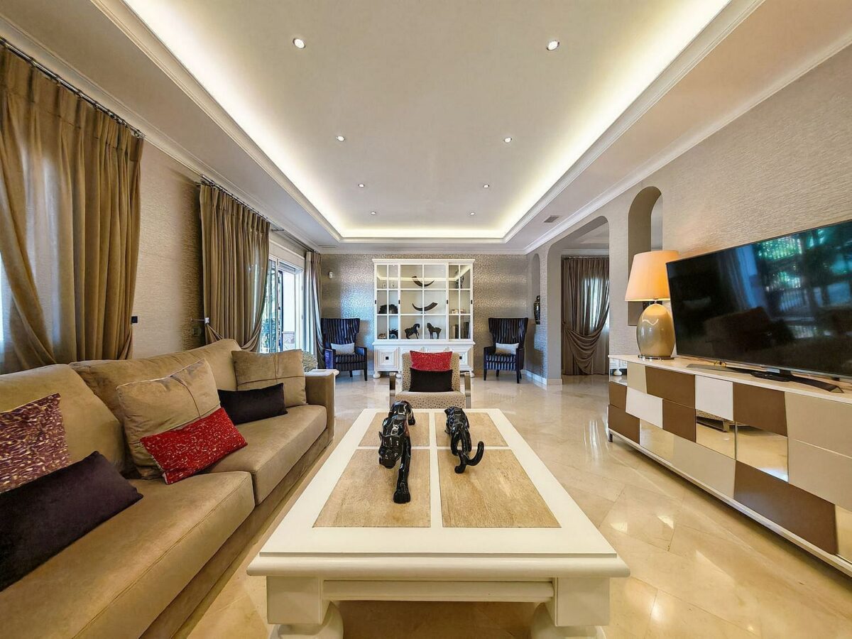 Spacious south-west facing villa with pool steps from the beach in Elviria, Marbella