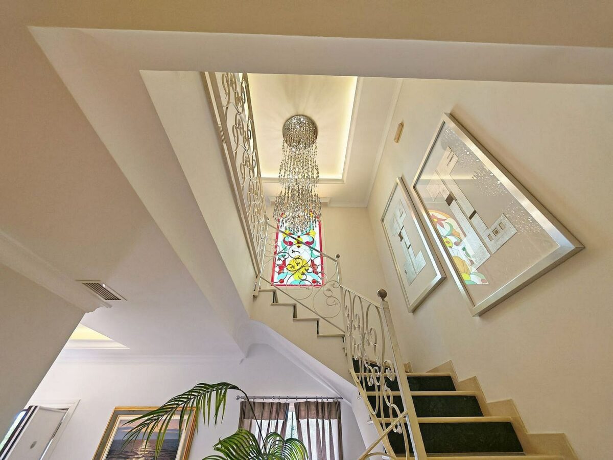Spacious south-west facing villa with pool steps from the beach in Elviria, Marbella