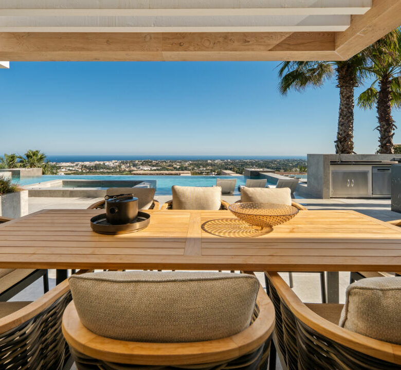 FOR SALE 🇪🇸✨ Villa · El Herrojo · The Hills · La Quinta · Benahavís