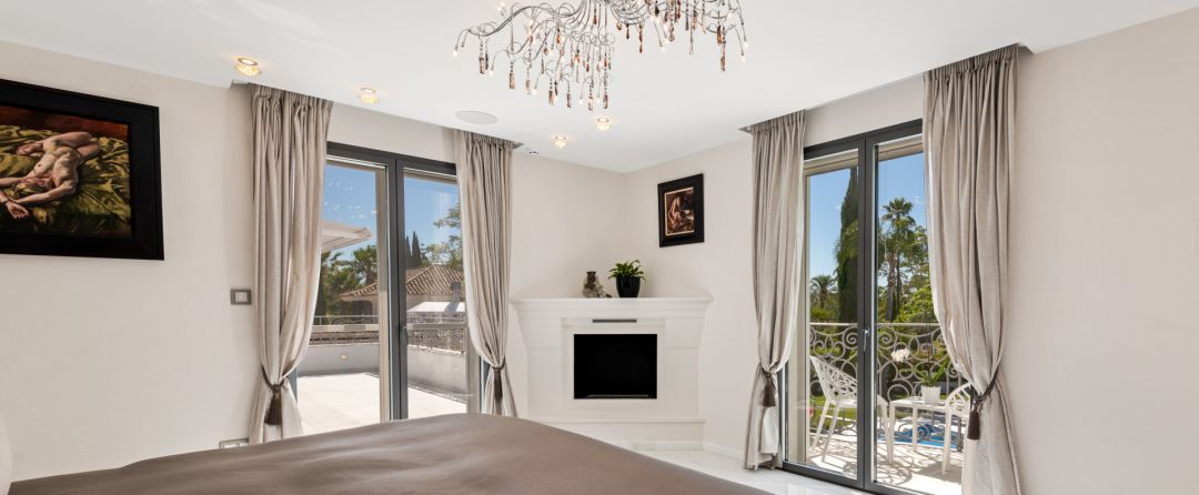 Contemporary Marbella Villa for Sale in La Cerquilla