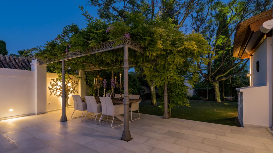 Contemporary Marbella Villa for Sale in La Cerquilla