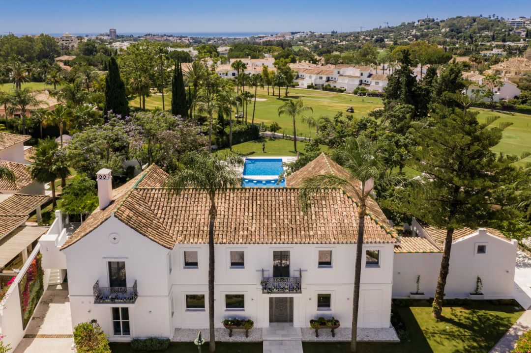 Contemporary Marbella Villa for Sale in La Cerquilla