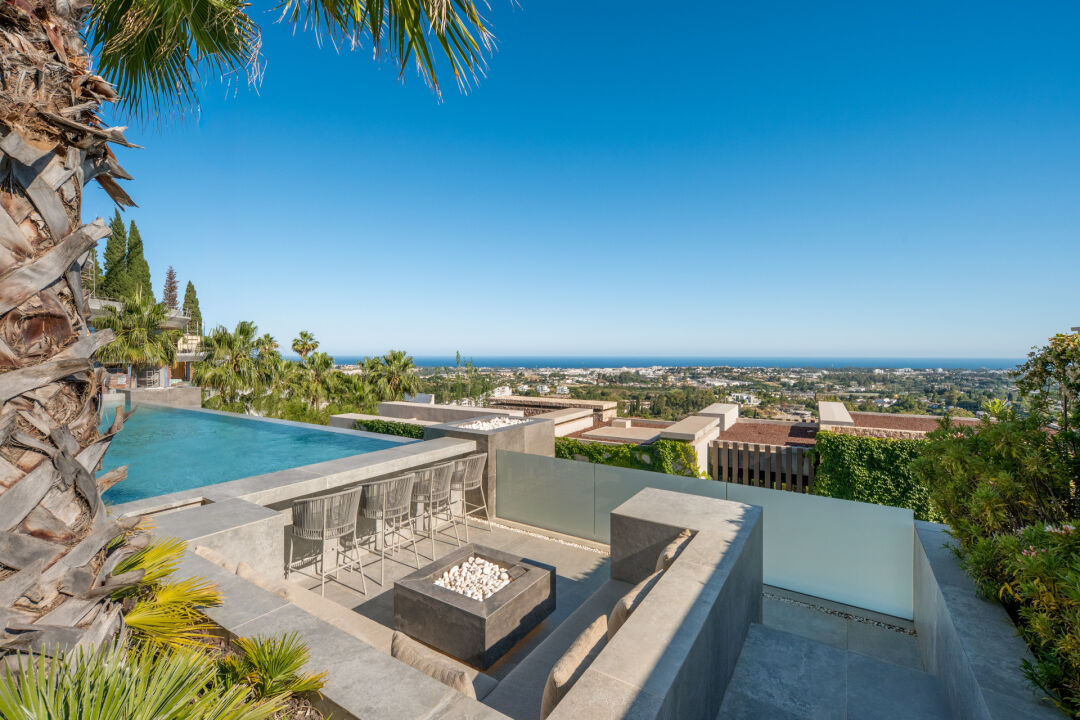 FOR SALE 🇪🇸✨ Villa · El Herrojo · The Hills · La Quinta · Benahavís