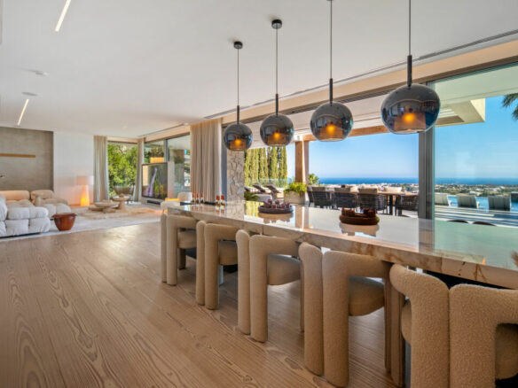 FOR SALE 🇪🇸✨ Villa · El Herrojo · The Hills · La Quinta · Benahavís