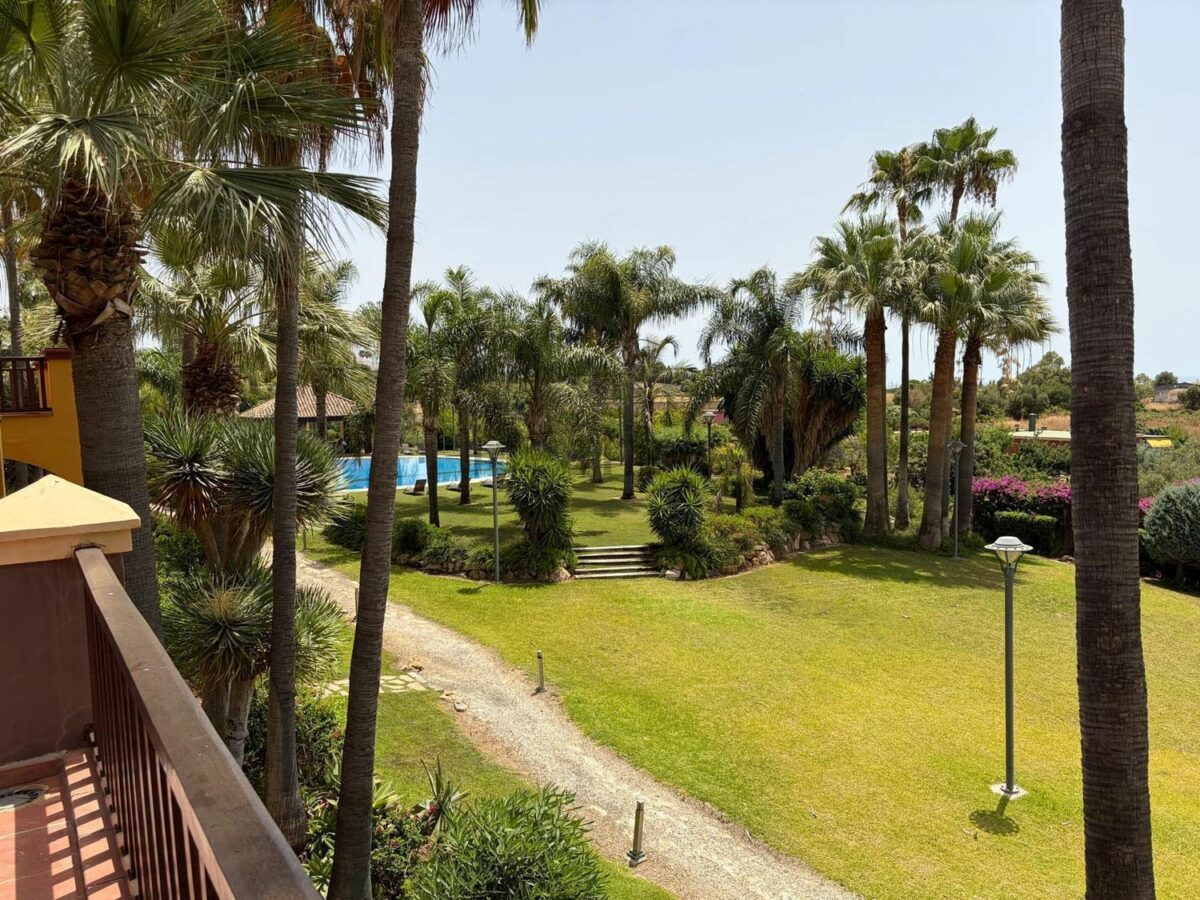 FOR SALE 🏡 Frontline Villa with Panoramic Sea Views – Capellanía Hill Club, Golden Mile, Marbella