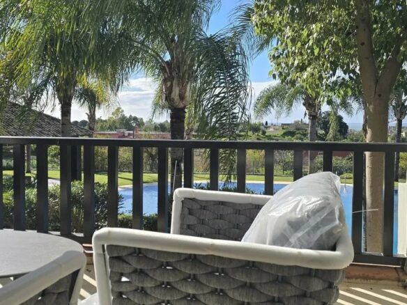 FOR SALE 🏡 Recently Refurbished Villa with Sea Views – Capellanía Hill Club, Golden Mile, Marbella