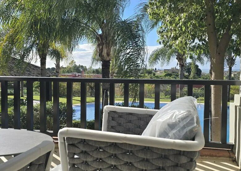 FOR SALE 🏡 Recently Refurbished Villa with Sea Views – Capellanía Hill Club, Golden Mile, Marbella