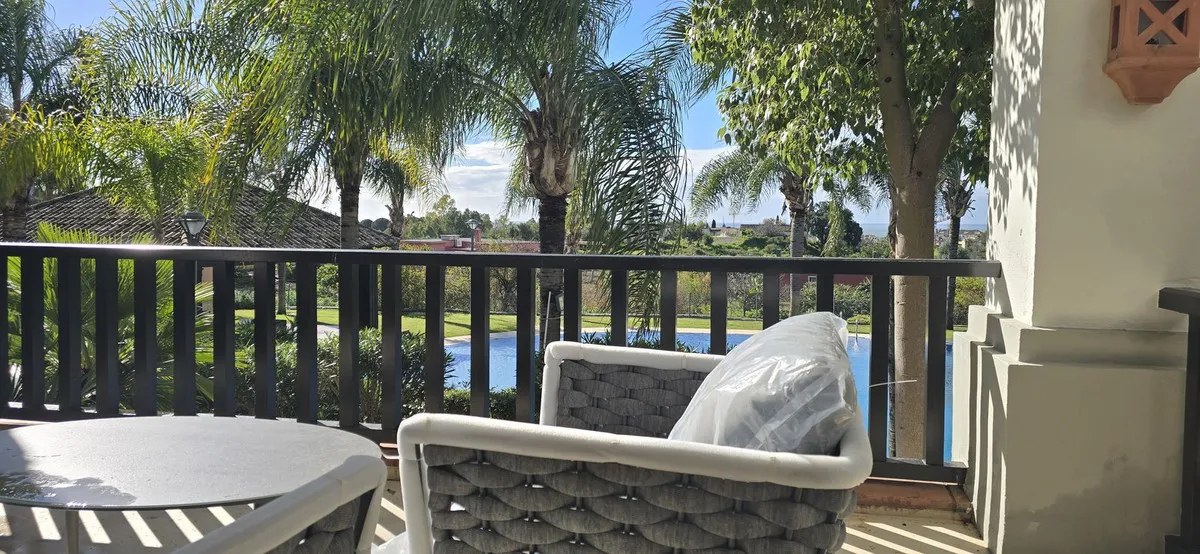 FOR SALE 🏡 Recently Refurbished Villa with Sea Views – Capellanía Hill Club, Golden Mile, Marbella