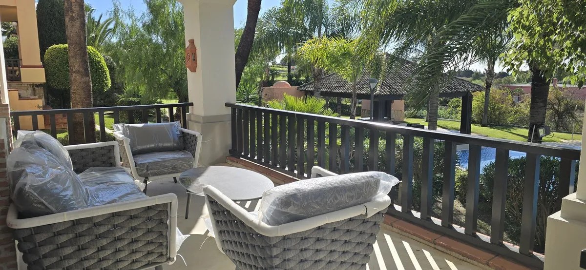 FOR SALE 🏡 Recently Refurbished Villa with Sea Views – Capellanía Hill Club, Golden Mile, Marbella