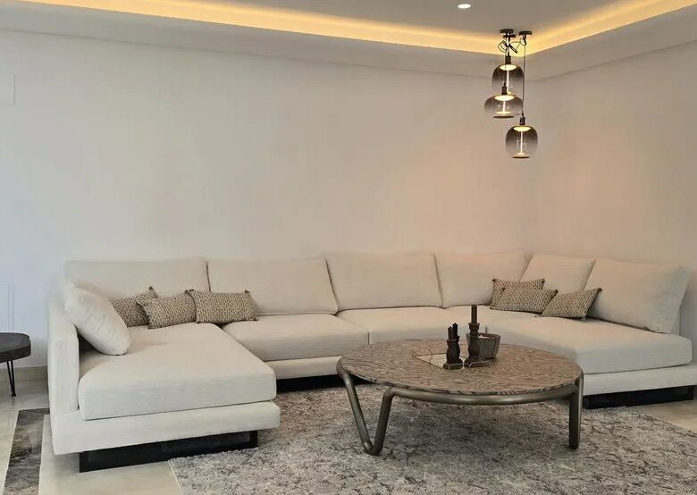 FOR SALE 🏡 Recently Refurbished Villa with Sea Views – Capellanía Hill Club, Golden Mile, Marbella