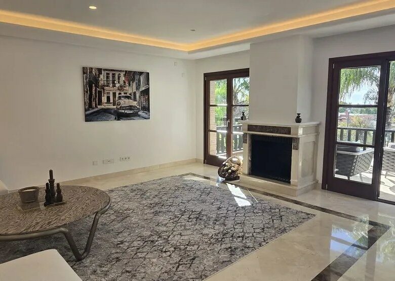 FOR SALE 🏡 Recently Refurbished Villa with Sea Views – Capellanía Hill Club, Golden Mile, Marbella