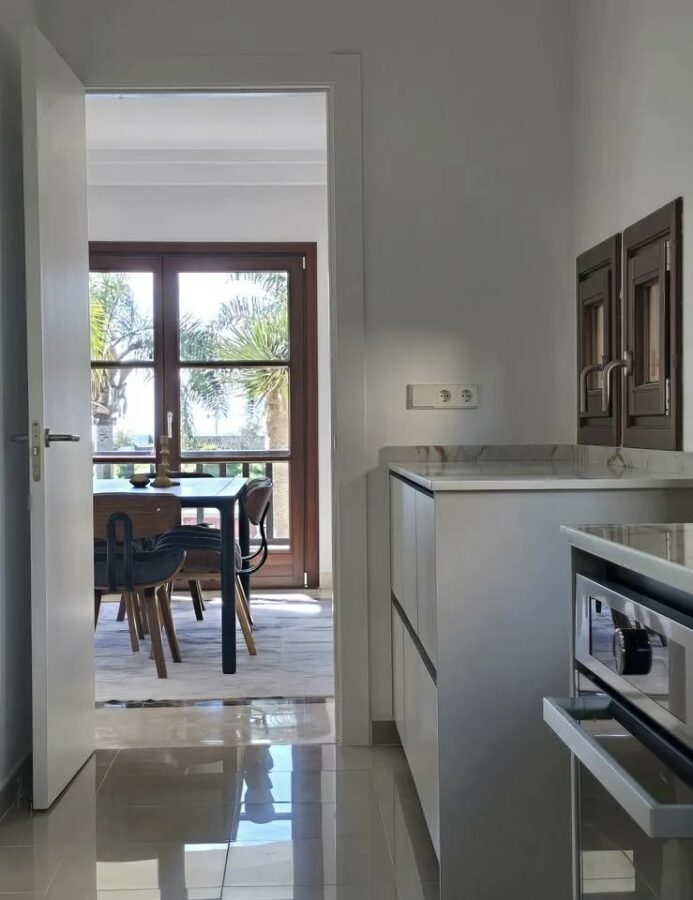FOR SALE 🏡 Recently Refurbished Villa with Sea Views – Capellanía Hill Club, Golden Mile, Marbella