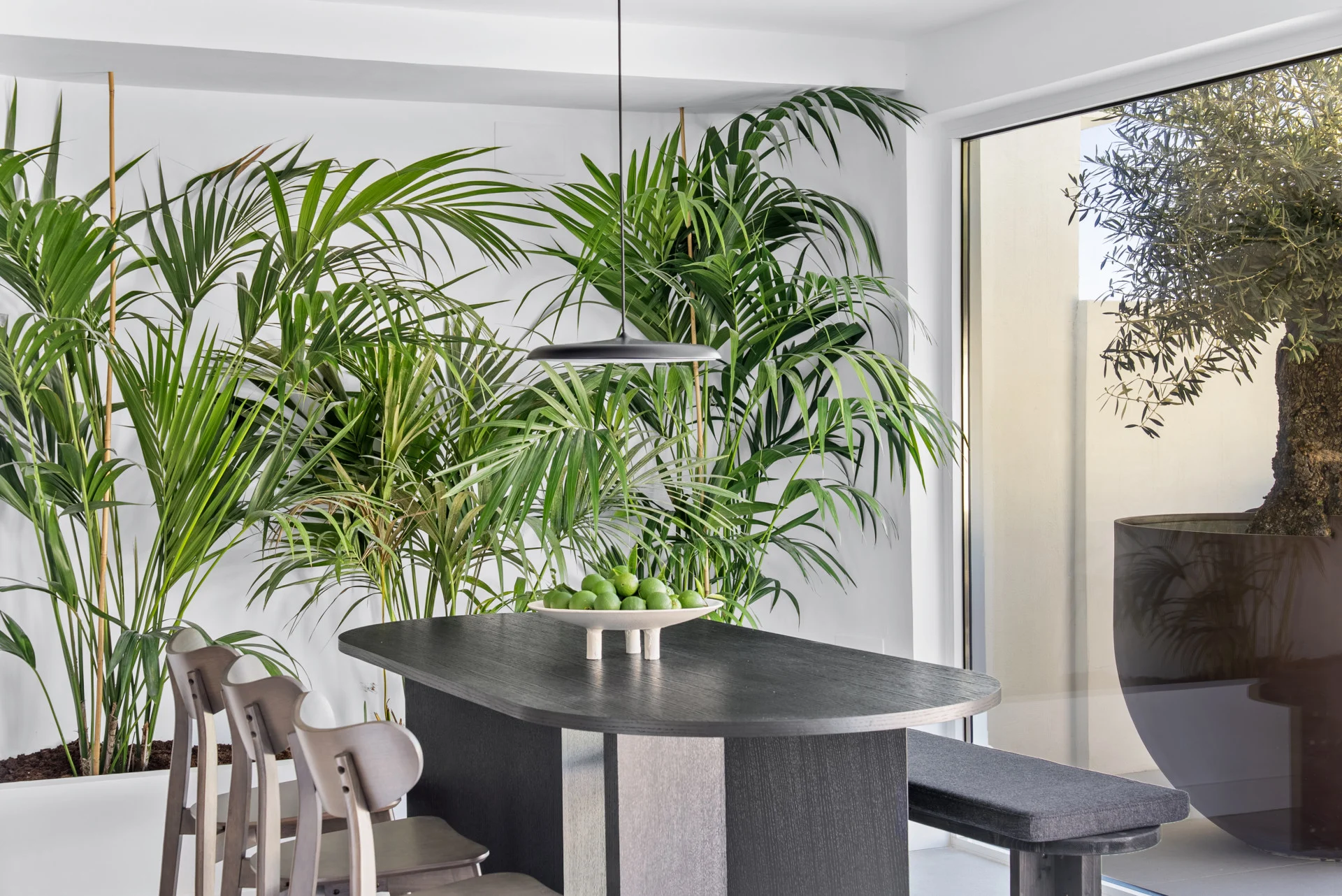 FOR SALE 🌟🏡 Renovated Townhouse with Private Pool Near Puerto Banús🇪🇸 Nueva Andalucía, Marbella 🇪🇸