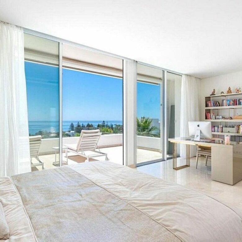 Contemporary villa with sea views and pool in a gated community, Rio Real, Marbella