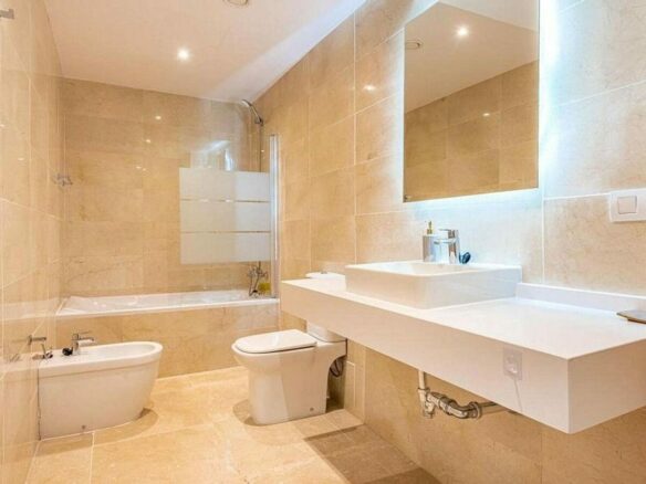 Contemporary villa with sea views and pool in a gated community, Rio Real, Marbella