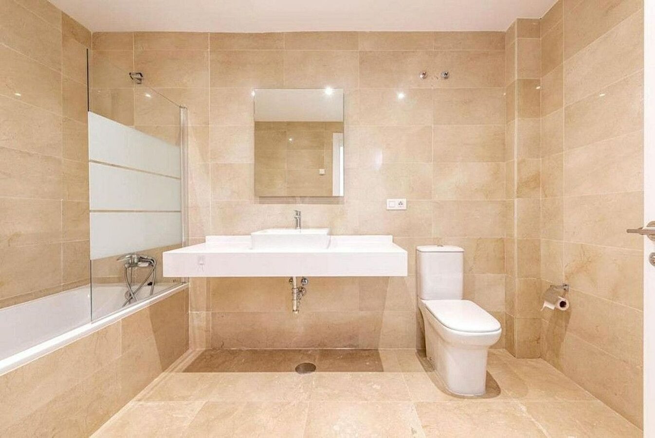 Contemporary villa with sea views and pool in a gated community, Rio Real, Marbella