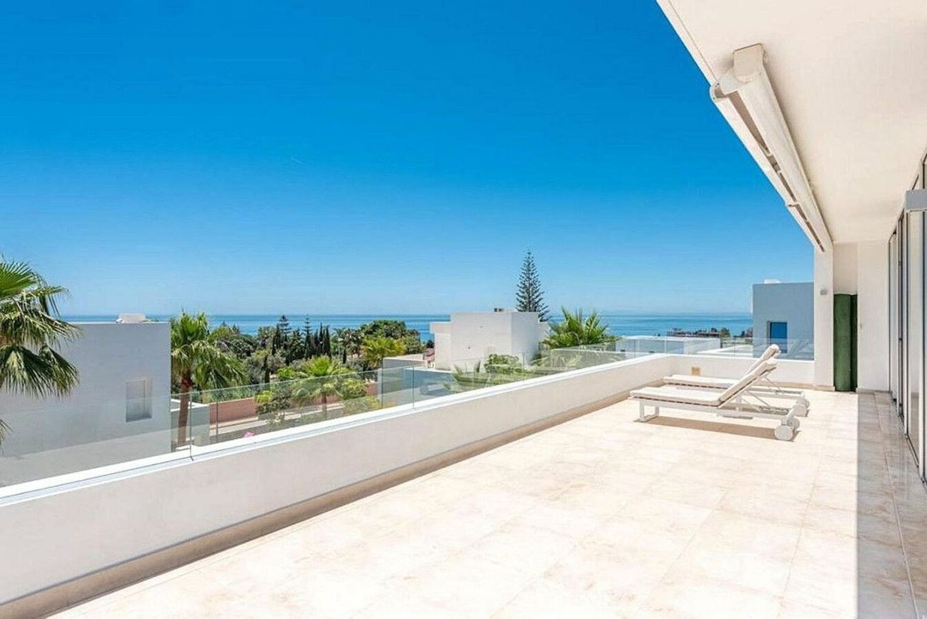Contemporary villa with sea views and pool in a gated community, Rio Real, Marbella