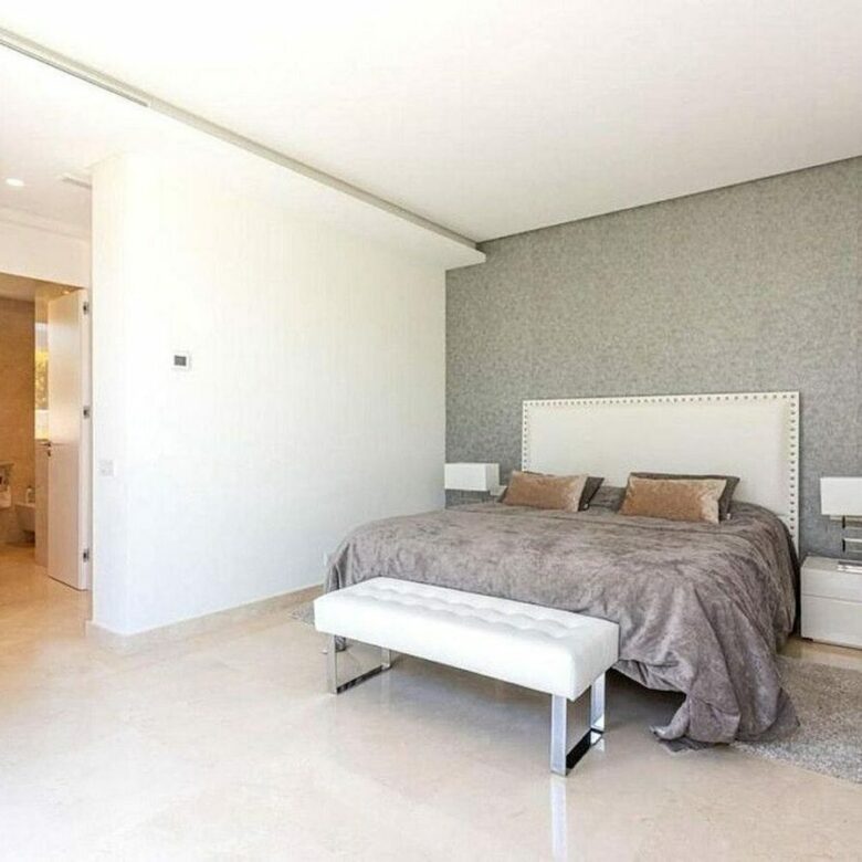 Contemporary villa with sea views and pool in a gated community, Rio Real, Marbella