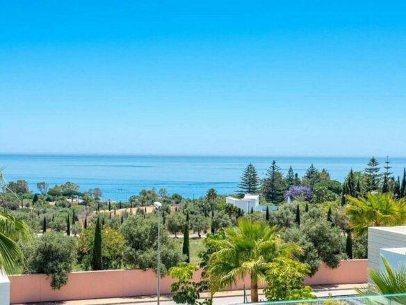 Contemporary villa with sea views and pool in a gated community, Rio Real, Marbella