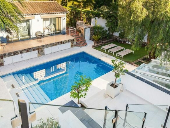 Contemporary villa with pool and guest house in Aloha, Nueva Andalucia, Marbella