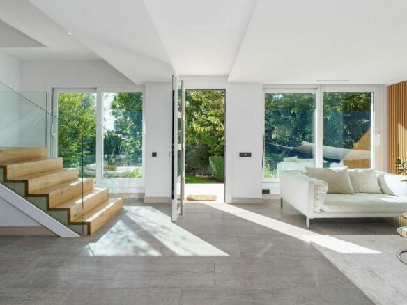 Contemporary villa with pool and guest house in Aloha, Nueva Andalucia, Marbella