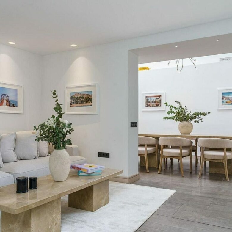 Contemporary villa with pool and guest house in Aloha, Nueva Andalucia, Marbella