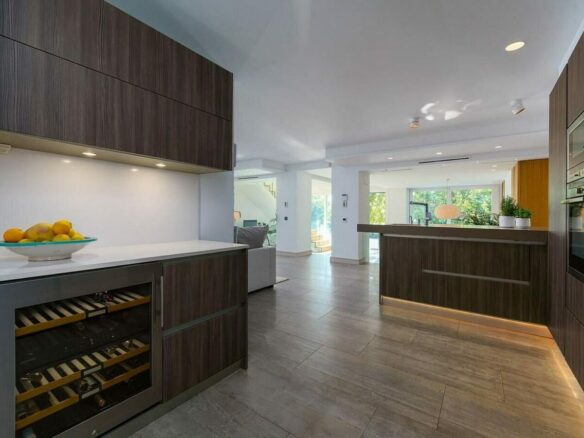 Contemporary villa with pool and guest house in Aloha, Nueva Andalucia, Marbella